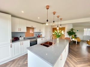 Photo 15- click for photo gallery